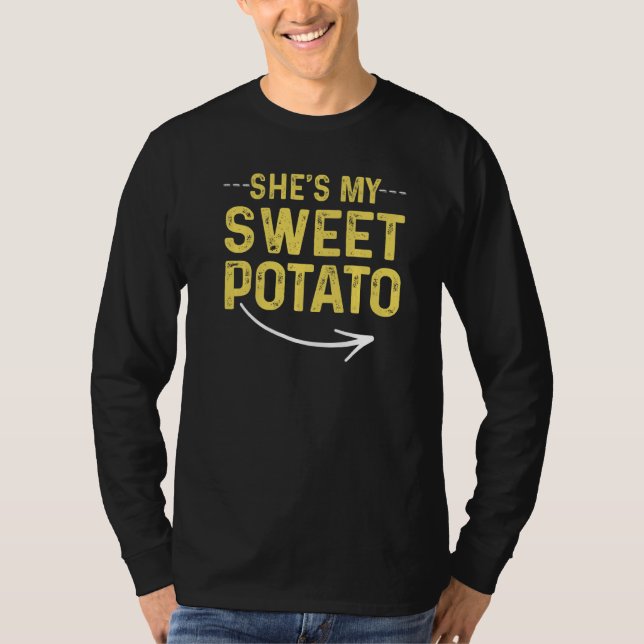 Camiseta Mens She's My Sweet Potato I Yam  Matching Couple  (Frente)