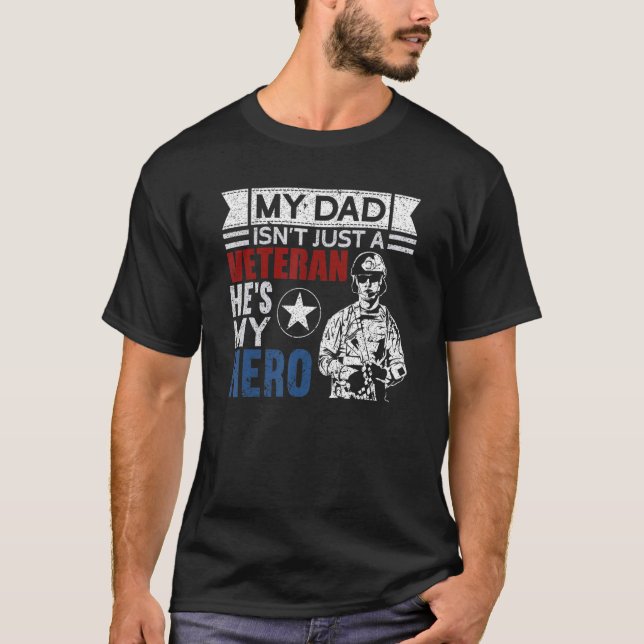 Camiseta Mens Veteran Pai Ele é o meu Herói Orgulhoso Veter (Frente)