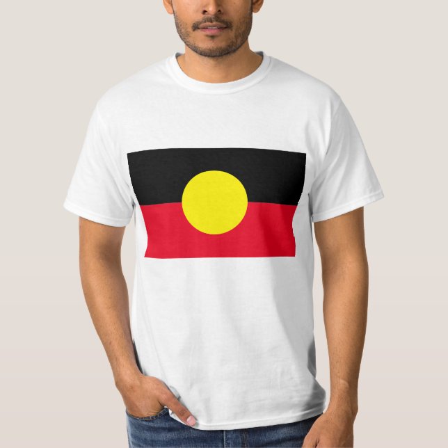 Camiseta mens white Aboriginal flag shirt (Frente)