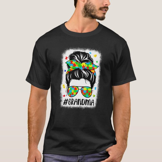 Camiseta Mensagem Bun Bandana Avó Apoiadora Mulheres Autism (Frente)