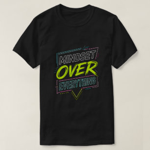 Camiseta Mentalidade de Neon Acima de Tudo Tipografia Motiv