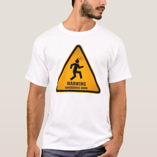 Camiseta Mente perigosa