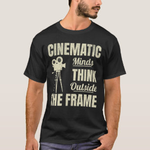 Camiseta Mentes Cinemáticas Fazendo Filmagem Sobre Câmera