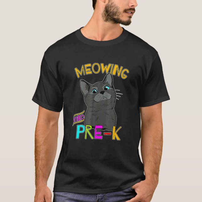 Camiseta Meowing Into Pre K Cute Black Cat Back O School (Frente)