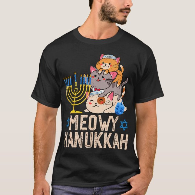 Camiseta Meowzel Tov Cat Menorah Jewish Meowy Hanukkah Chan (Frente)