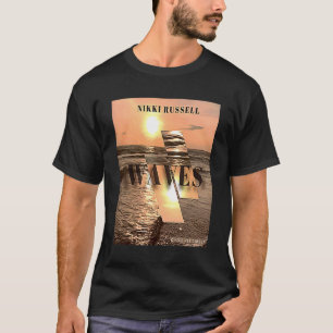 Camiseta Mercadorias da Nikki Russell