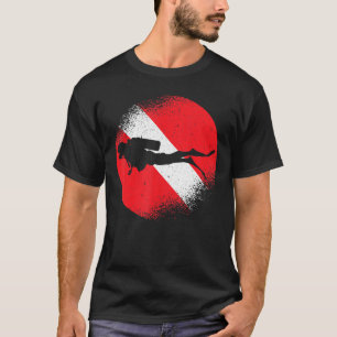 Camiseta Mergulhador Mergulhador Descendo Oceano de Mergulh