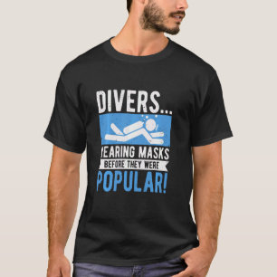 Camiseta Mergulhadores de Escafandro Divertidos Usando Másc