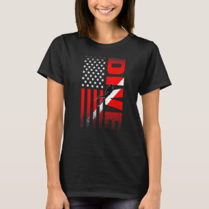 Camiseta Mergulhar Flag Scuba Merging Aquaholic Scuba Diver