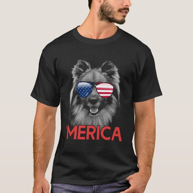 Camiseta Merica Keeshond American Flag 4 De Julho (Frente)
