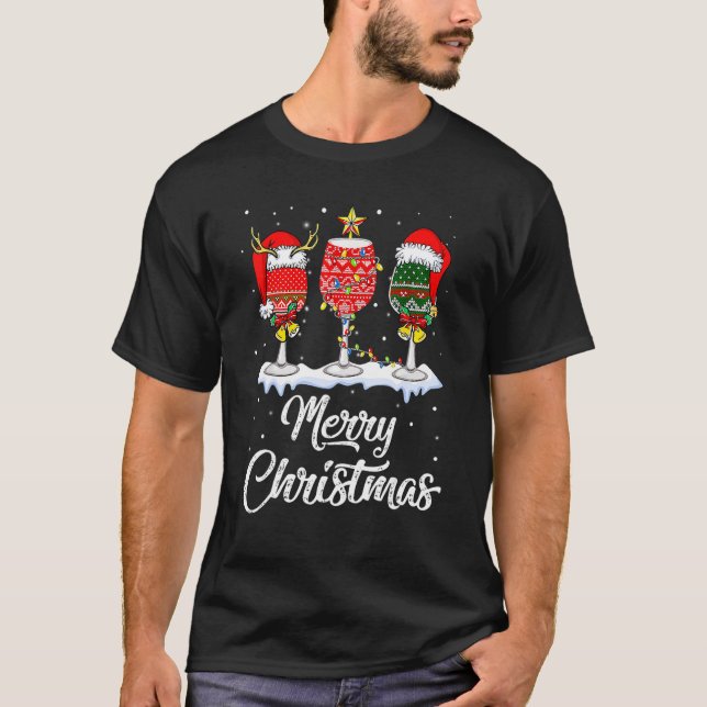Camiseta Merry Christmas Spirits Glasses Of Wine Xmas Holid (Frente)