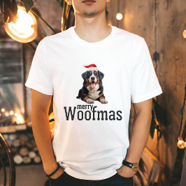 Camiseta Merry Woofmas Bernese Tee: Spreading Holiday Cheer