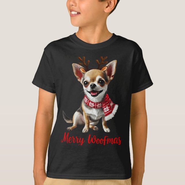 Camiseta Merry Woofmas Chihuahua Dog Meme In Reindeer Antle (Frente)