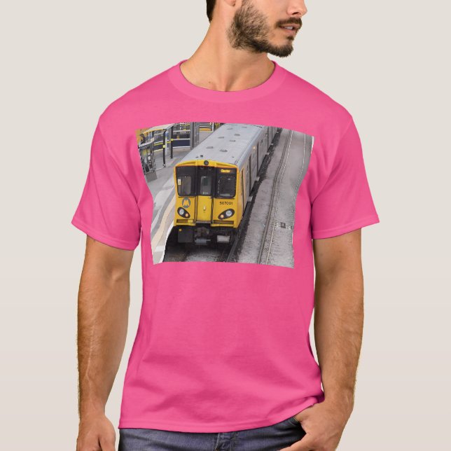 Camiseta MerseyRail Classe 507 001 Na Estação Ferroviária D (Frente)