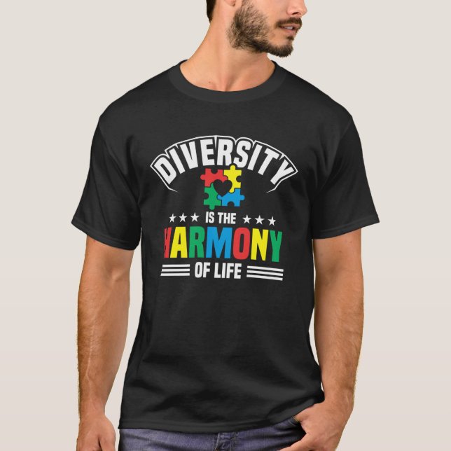Camiseta Mês de Conscientização do Autismo Diversidade É a  (Frente)