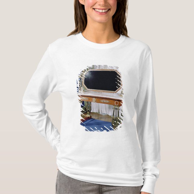 Camiseta Mesa de molho que pertence à imperatriz Josephine (Frente)