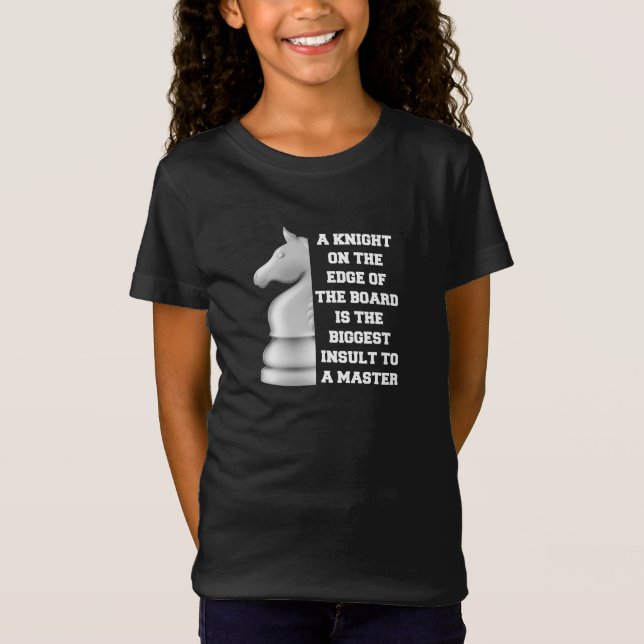 Camiseta Mestre de Sabedoria de Estratégia de Xadrez do Cav (Frente)