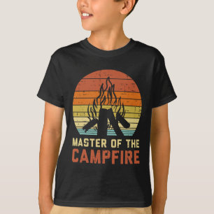 Camiseta Mestre Do Pôr Do Sol Da Fogueira Retro Acampamento