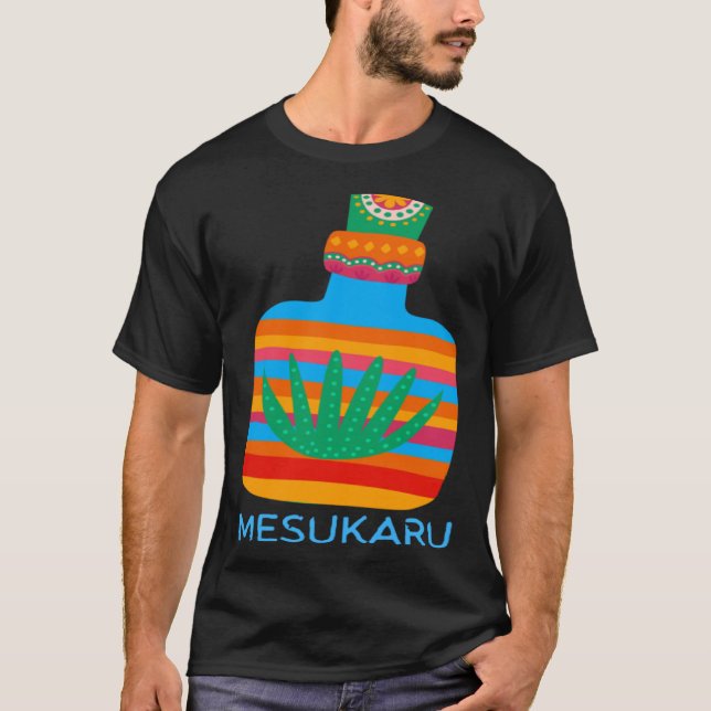 Camiseta Mesukaru Mezcal Bottle (Frente)