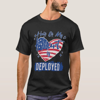 Camiseta Metade Do Meu Coração Está Implantada Esposa Milit