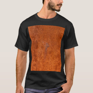 Camiseta Metais maleados: textura vermelha alaranjada.