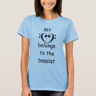 Camiseta Meu <3 pertence ao baixista