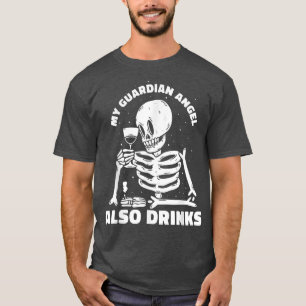 Camiseta Meu Anjo Guardião Também Bebe Vinho Por Um Ske Eng