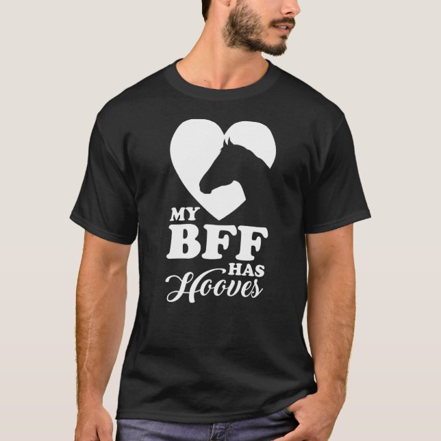 Camiseta Meu Bff Tem Cascos Cavalos De Corrida (Frente)