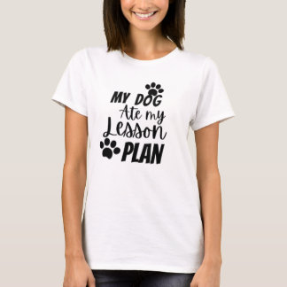 Camiseta Meu cachorro comeu meu plano de lição