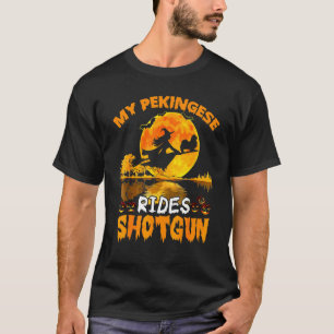 Camiseta Meu cachorro pequinês anda de carona com bruxa no