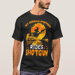 Camiseta Meu cão pastor alemão anda de carona com bruxa no