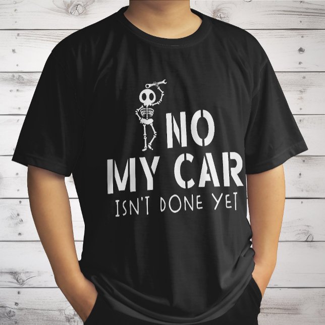 Camiseta Meu carro não é feito, ainda é engraçado. (Criador carregado)
