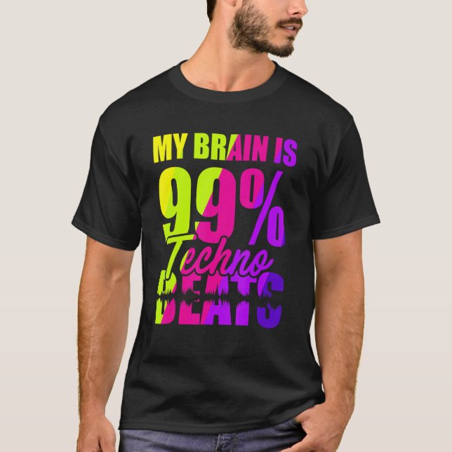 Camiseta Meu Cérebro É 99 Tecno Beats (Frente)