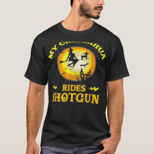 Camiseta Meu Chihuahua Rides Shotgun Halloween