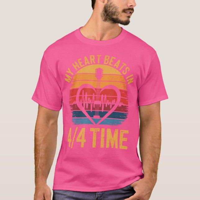 Camiseta Meu Coração Bata Em 44 Vezes A Violão Retroacústic (Frente)