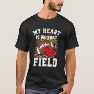 Camiseta Meu Coração Está Naquele Campo Mãe de Futebol Leop