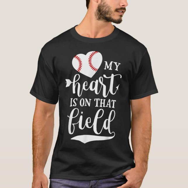 Camiseta Meu Coração está no Campo Baseball Mãe (Frente)