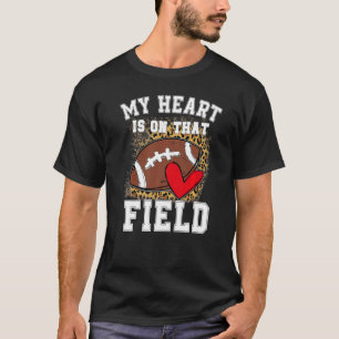 Camiseta Meu Coração Está No Campo De Futebol Mãe Leopard