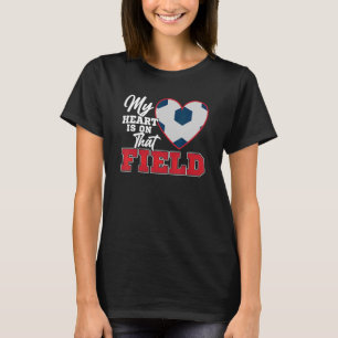 Camiseta Meu Coração Está No Jogador Orgulhoso 2 Do Futebol