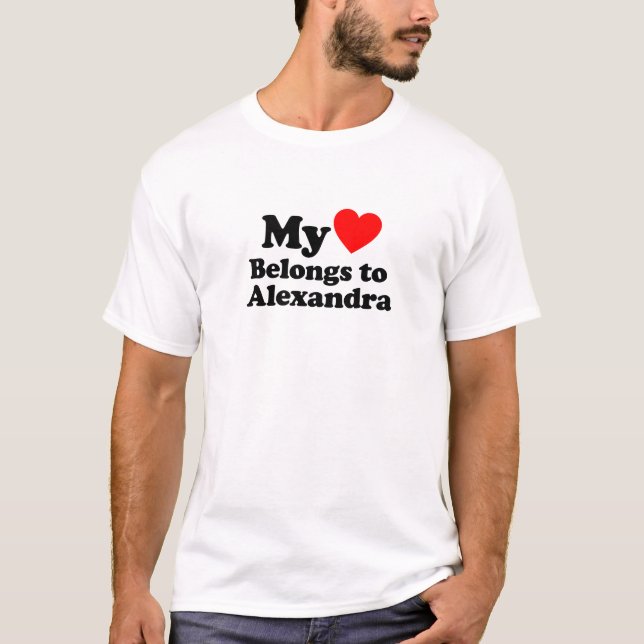 Camiseta Meu Coração Pertence a Alexandra (Frente)