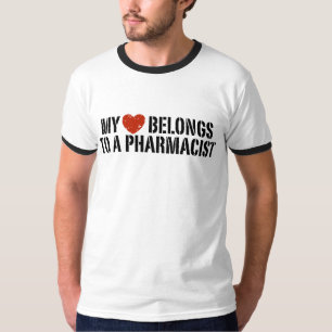 Camiseta Meu coração pertence a um farmacêutico