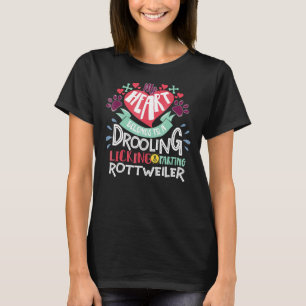 Camiseta Meu Coração Pertence A Um Rottweiler