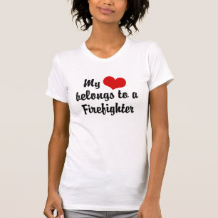 Camiseta Meu coração pertence a um sapador-bombeiro