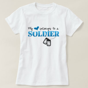 Camiseta Meu Coração Pertence A Um Soldado