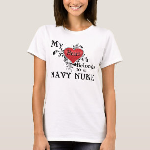 Camiseta Meu coração pertence a umas armas nucleares do