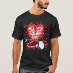 Camiseta Meu Coração Pertence A Você Enfermeira Namorados