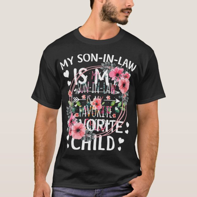 Camiseta Meu Filho De Direito É Minha Mãe De Direito Favori (Frente)