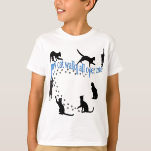 Camiseta "Meu gato anda em cima de mim" para frente e para 