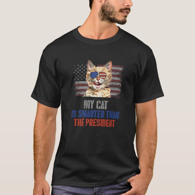 Camiseta Meu Gato Munchkin Mais Inteligente Que O President (Frente)