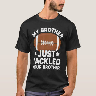 Camiseta Meu irmão acabou de atacar o seu irmão.